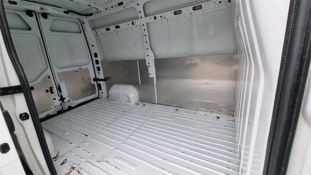 Foto 8 ALQUILER FURGONETAS