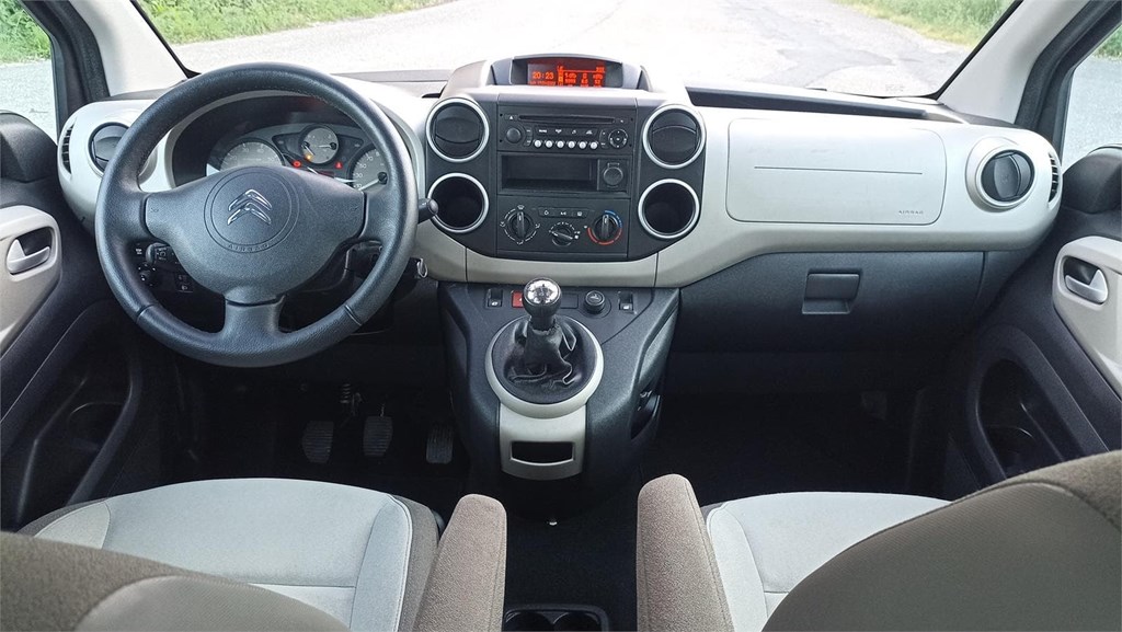 Foto 9 ALQUILER FURGONETAS