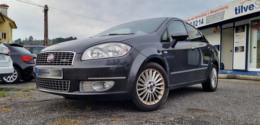 Foto 2 FIAT LINEA 1.4 120 CV GASOLINA